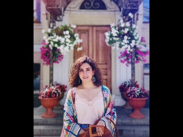 The Actress Moved On