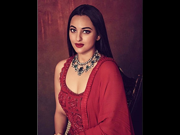 The Actress Backs Her Father's Delayed Decision To Quit BJP