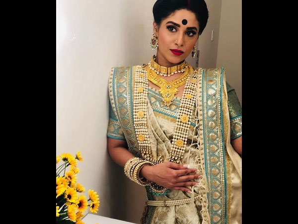 ‘Hina Is Amazing, Once They Say Cut, She Is Hina & Not Komolika’