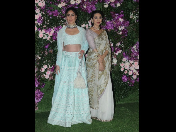 Kareena Kapoor & Karisma Kapoor Kareena Kapoor & Karisma Kapoor