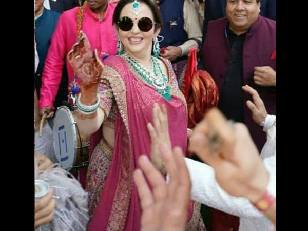 Some Are Mocking At Shahrukh 