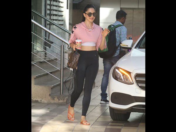 Kiara Advani Snapped At A Dance Studio Kiara Advani Snapped At A Dance Studio
