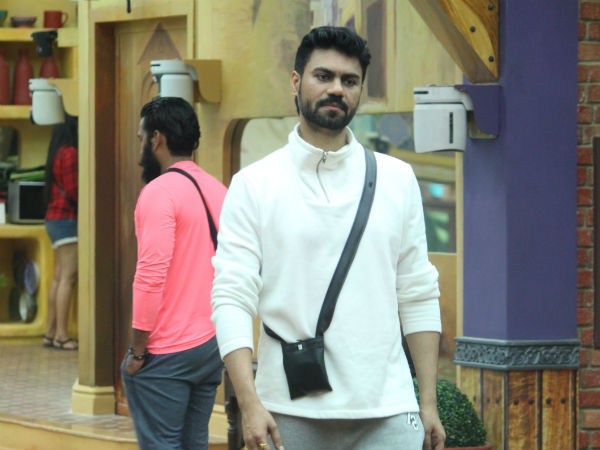 ‘I Feel Bad That The Audience Is So Naive That They Fall For It’