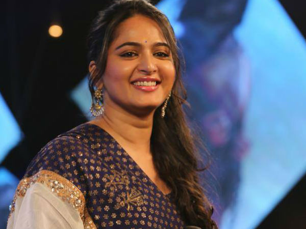 Anushka Shetty (Rs 2 crore To 3 crore)