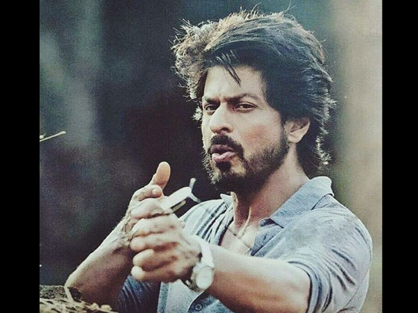 A Twitterati Named Sana Saeed Shared Her Meet With SRK