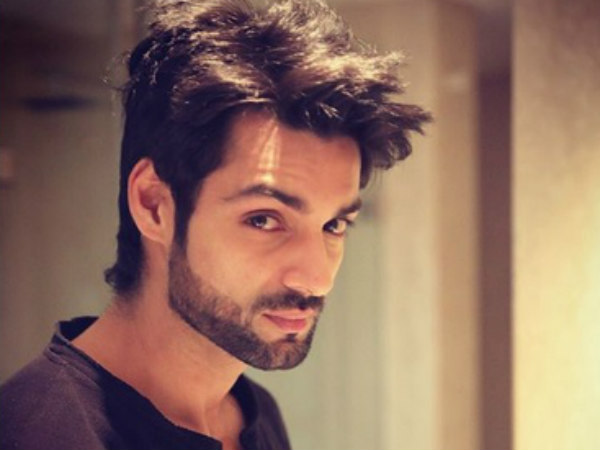 Karan Loses His Cool Leading To An Ugly Brawl With Firoza