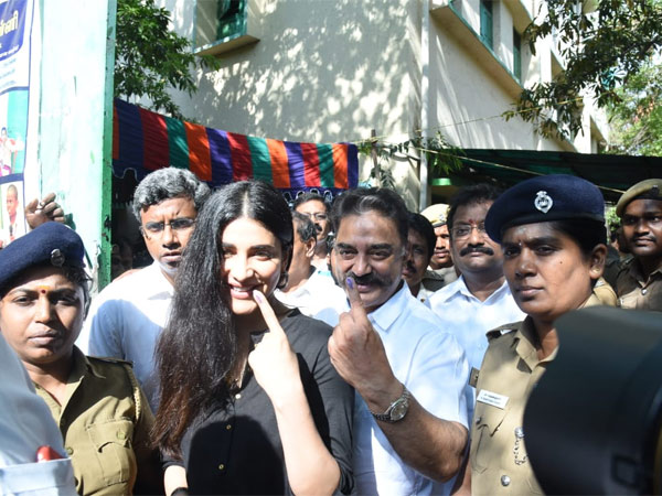 Kamal And Shruti Set An Example