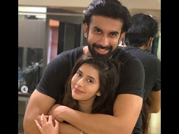 Sushmita Calls Her Brother Rajeev’s Fiancee An Angel!