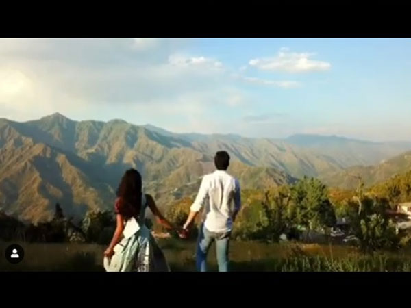 The Video Reminds Us Of 'Yeh Haseen Vadiyan'