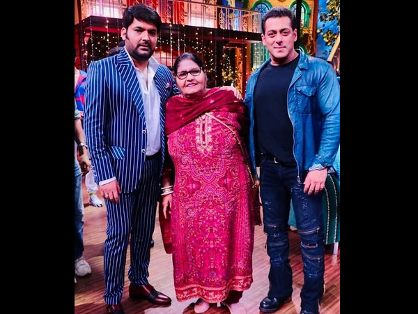 On The Set Picture: Kapil With His Mother & Salman