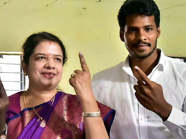 BJP Trolls Nikhil! BJP Trolls Nikhil!