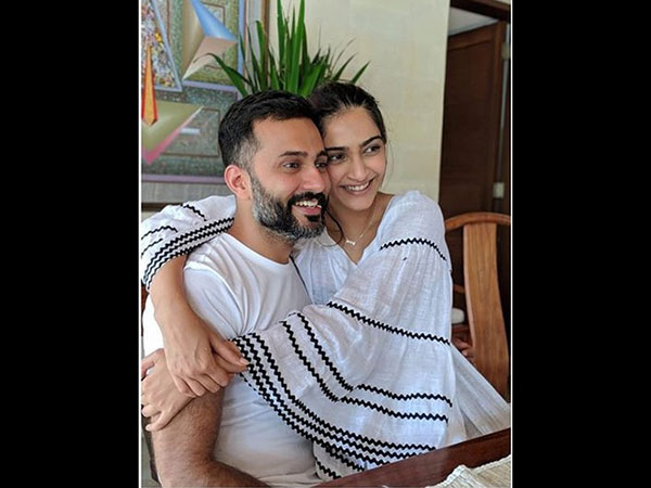 Sonam Calls Anand Her Cheerleader