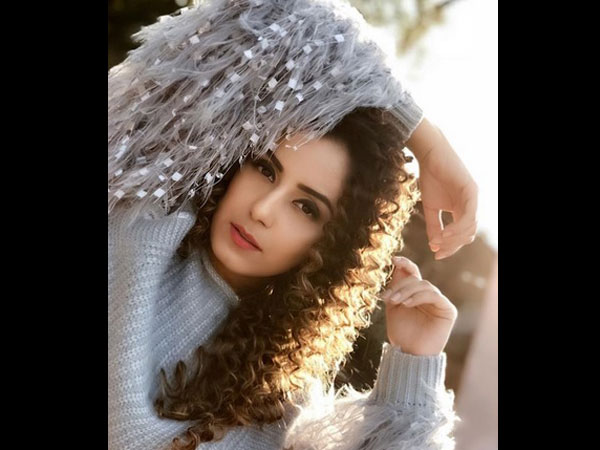 Srishty Rode Srishty Rode