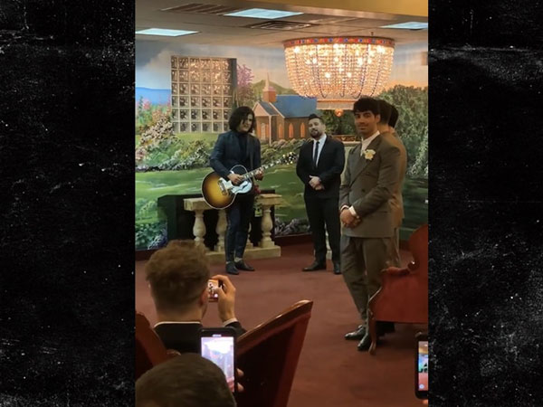 A Surprise Wedding A Surprise Wedding