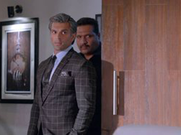 Fans Comments: @LoveKaranSinghG