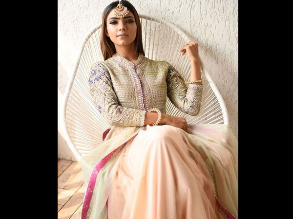 Pooja Is Waiting For Makers’ Green Signal!