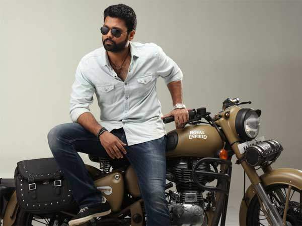 Fans Thrash Rakshit Fans Thrash Rakshit