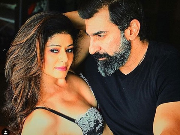 Pooja Was Married To Los Angeles-based Orthopaedic Surgeon