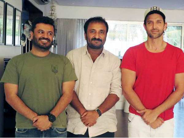 Hrithik To Celebrate Guru Purnima With Anand Kumar & 'Super 30' Students In Patna?