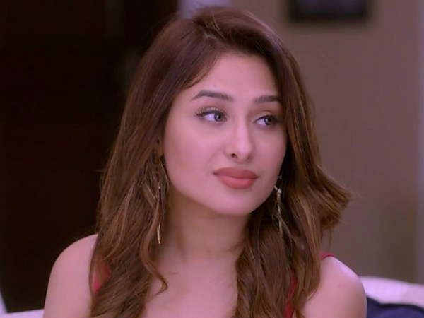 Mahika Sharma Swapped By Mahira Sharma