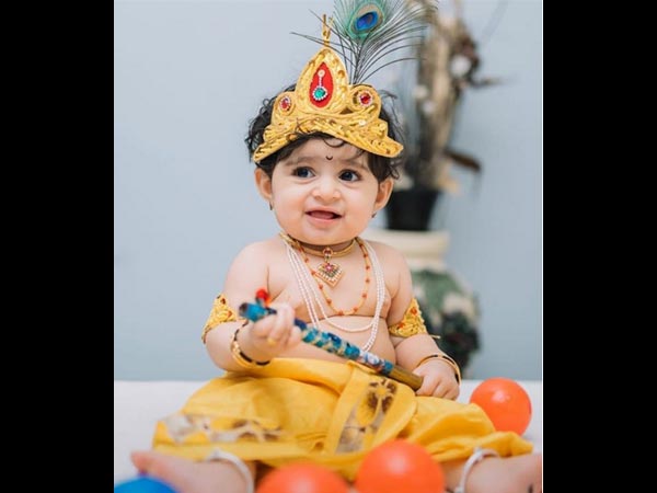 Ayra Steals The Show