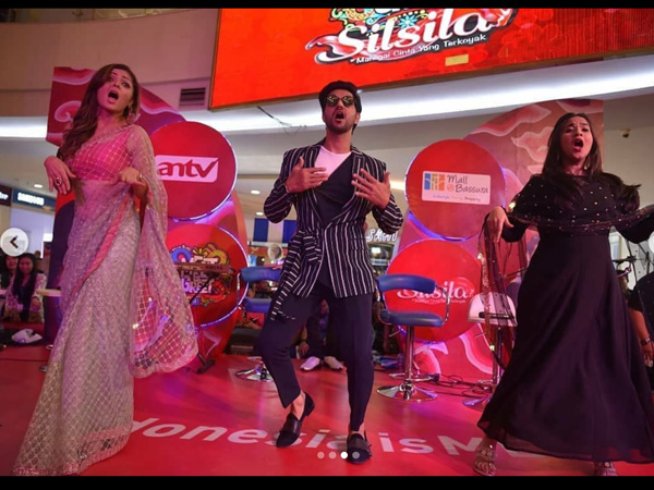 Drashti, Shakti & Aditi Perform