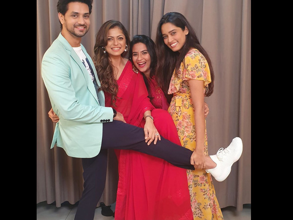 Drashti With Her Silsila Co-actors