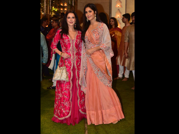 Katrina Arrives At The Do With Her Sister