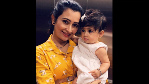 Radhika Converses With Ayra In Konkani