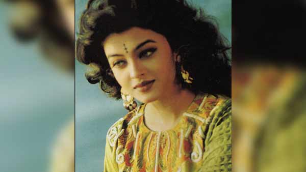 Aishwarya Tulips' Aishwarya Tulips'