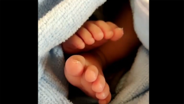 Sruthi Introduces Her Baby Daughter