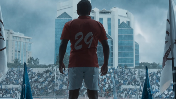 Fans Impressed With The Actor's Look