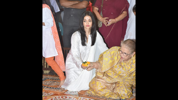 We Love This Picture! We Love This Picture!