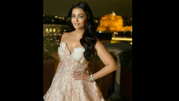 Wearing Heart On The Sleeve Wearing Heart On The Sleeve