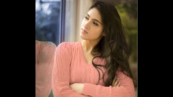 Hrithik Is Mentoring Pashmina Hrithik Is Mentoring Pashmina