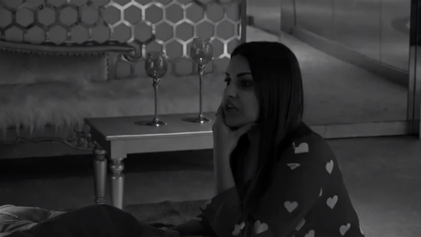 Himanshi Refuses To Cook