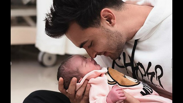 Ayat Is A Daddy's Girl Ayat Is A Daddy's Girl