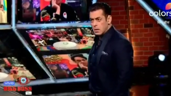 Salman Watches The Fight Salman Watches The Fight