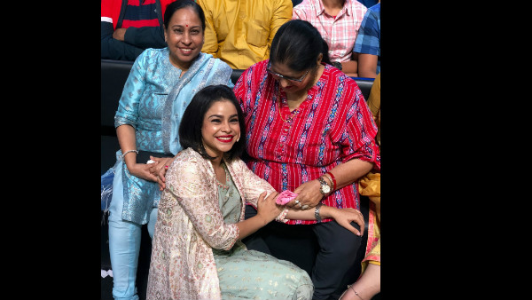 Kapil’s Mother On TKSS Sets