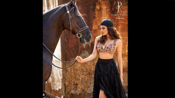 Jacqueline Fernandez Turns Into A Gypsy Beauty