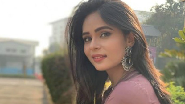 Sonal Hits Back At Umar; Leaks WhatsApp Messages
