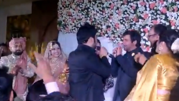 Kapil & Sunil Perform Together On Stage Together At A Wedding