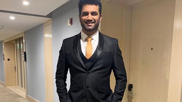 He Asks Why People Are Panicking When Shops Are Open!