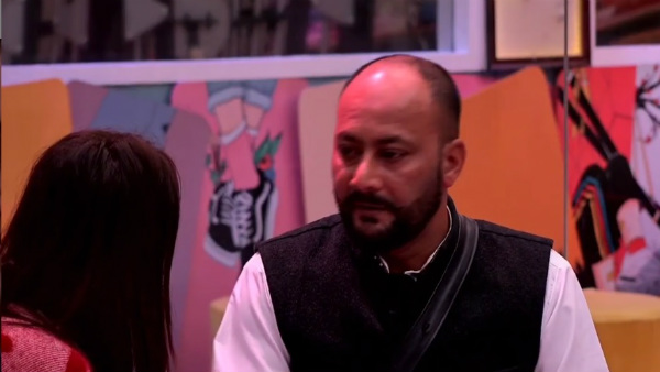 Santokh Sexually Assaulted Her Inside His Car! Santokh Sexually Assaulted Her Inside His Car!