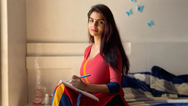 She Wrote Letters To Explain Her Father