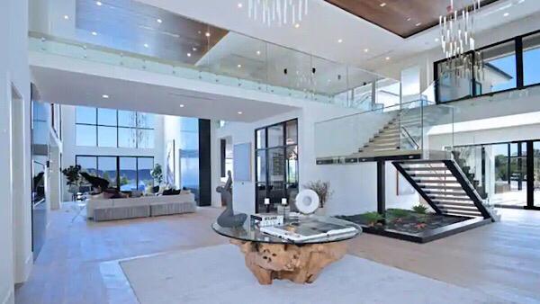 Nickyanka Have Been In Isolation With Their Two Dogs