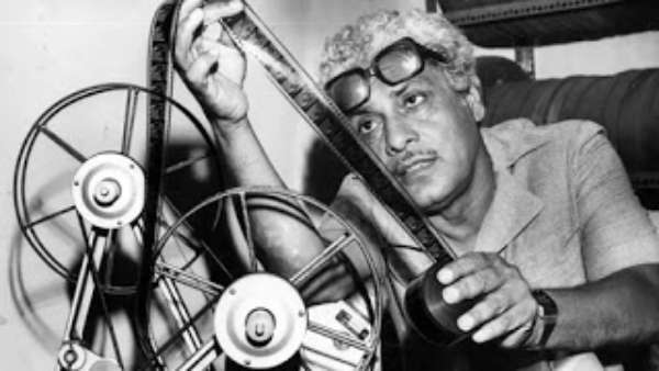 B-Town Celebs Paid Their Respects To The Filmmaker 