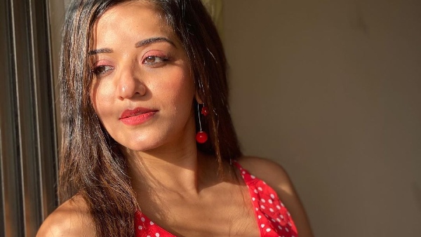 Mona’s Pictures With Madan Were Doing The Rounds When She Was In Bigg Boss