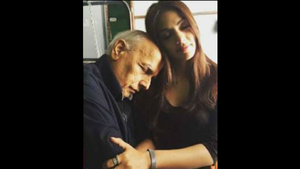 netizens-bring-up-rhea-chakraborty-s-uncomfortable-pictures-with-mahesh-bhatt