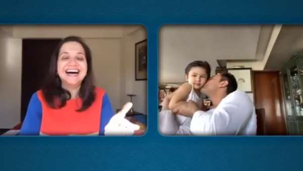 Taimur Drops In To Say Hello